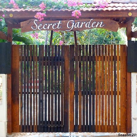 Secret Garden Resort Patnem Beach エクステリア 写真