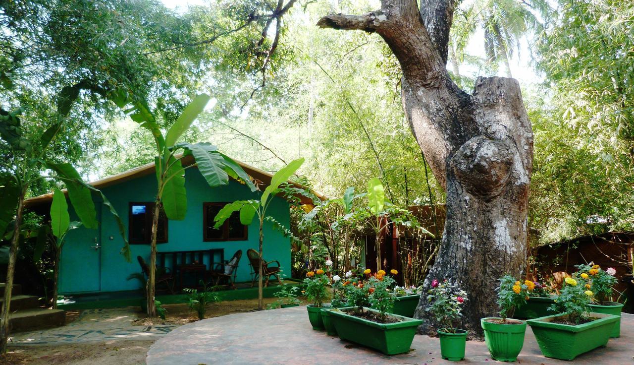 Secret Garden Resort Patnem Beach エクステリア 写真